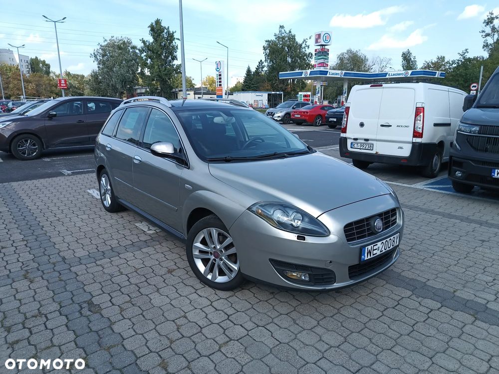 Fiat Croma 1.9 JTD Emotion - 2