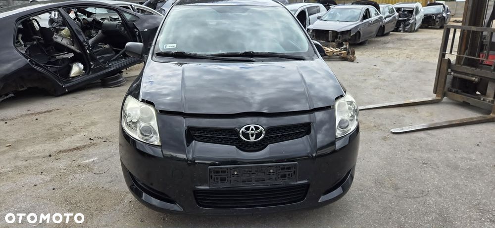 TOYOTA AURIS fotel prawy przód - 9
