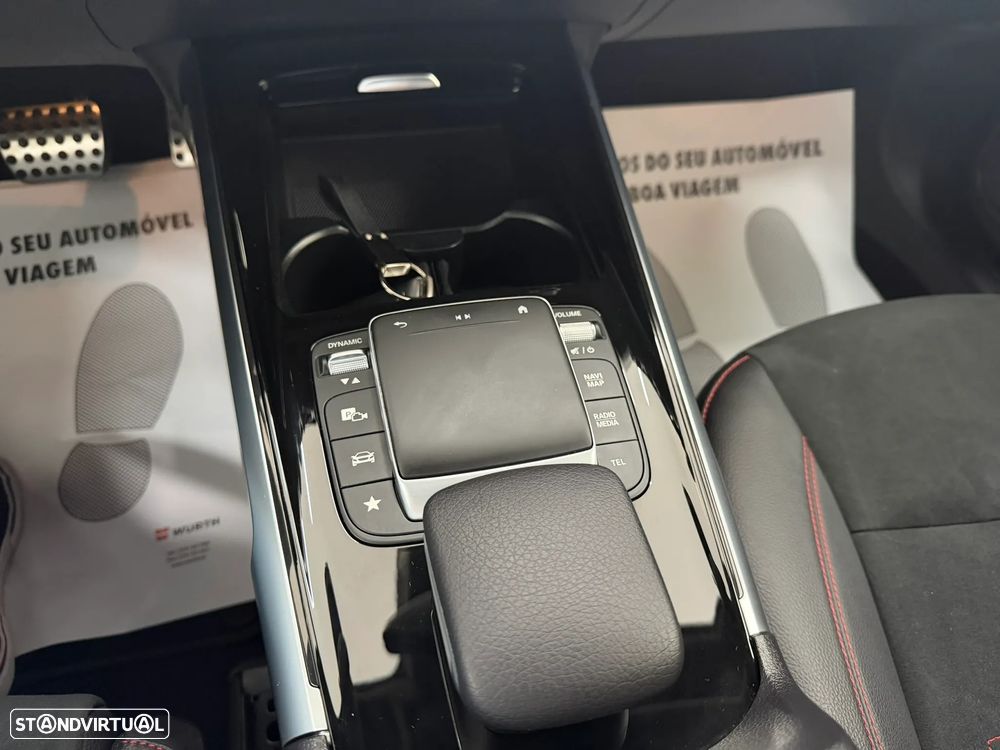 Mercedes-Benz GLB 180 d AMG Line - 27