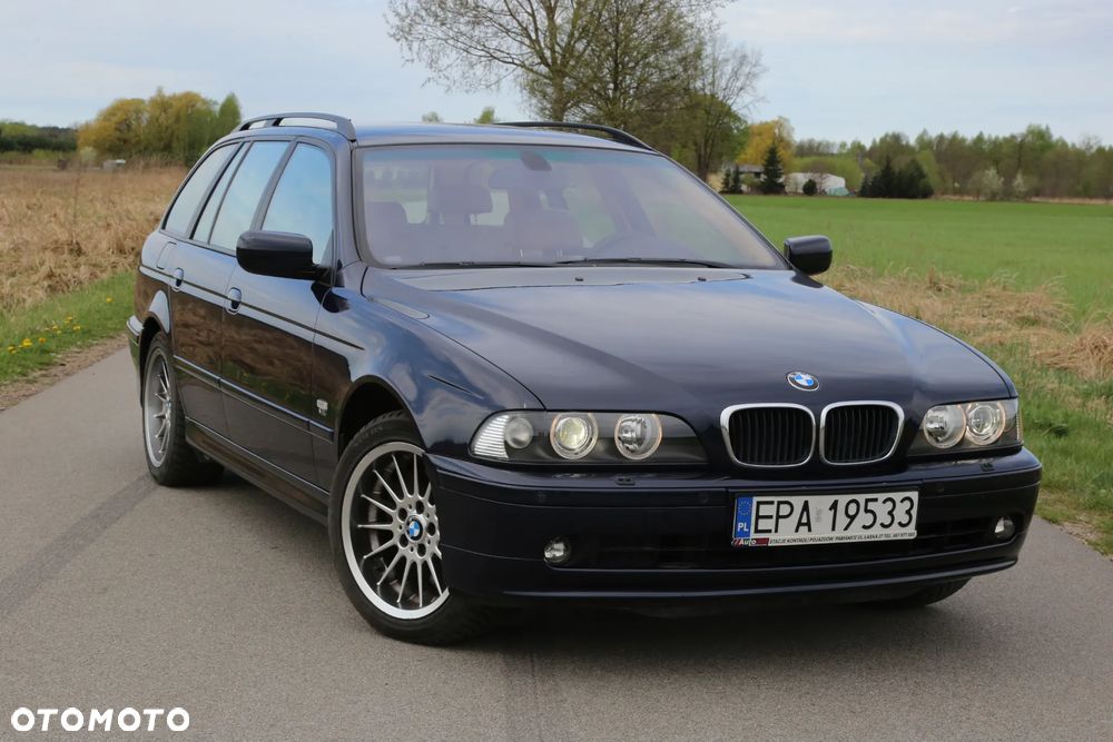 BMW Seria 5 530i Touring Edition Sport - 2