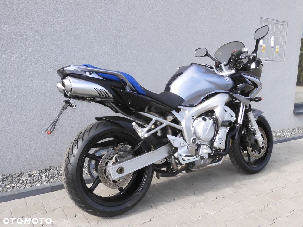 Yamaha FZ6 - 15