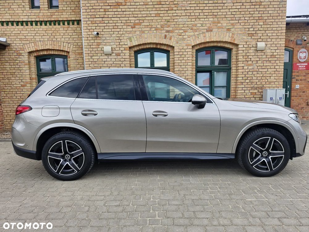 Mercedes-Benz GLC - 4