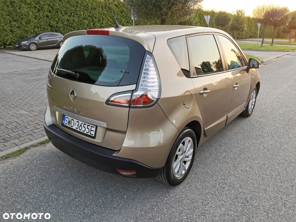 Renault Scenic 1.6 16V 110 LIMITED - 11