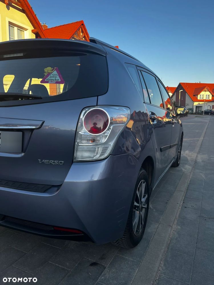 Toyota Verso 1.8 Premium 7os EU6 - 3