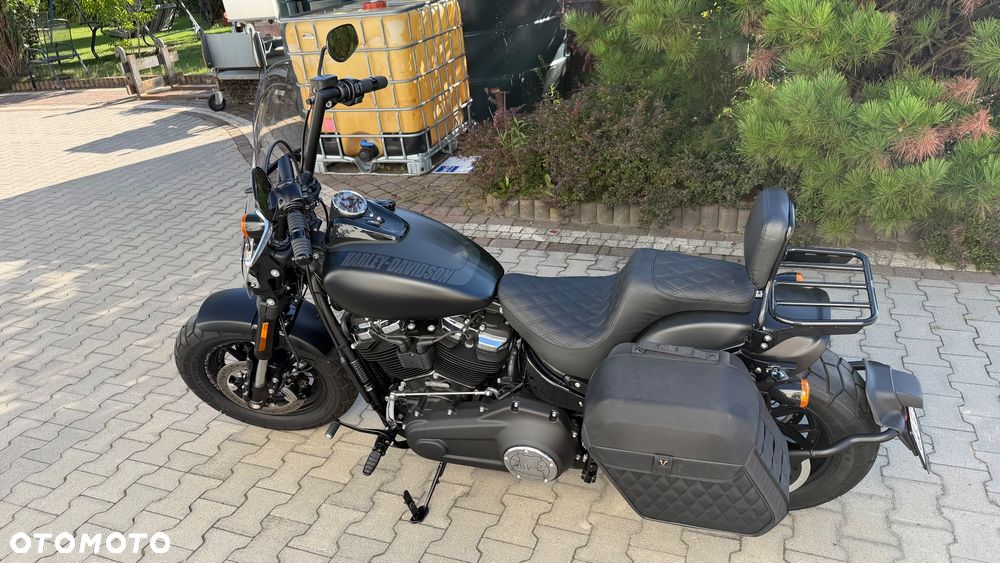 Harley-Davidson Softail Fat Bob - 2