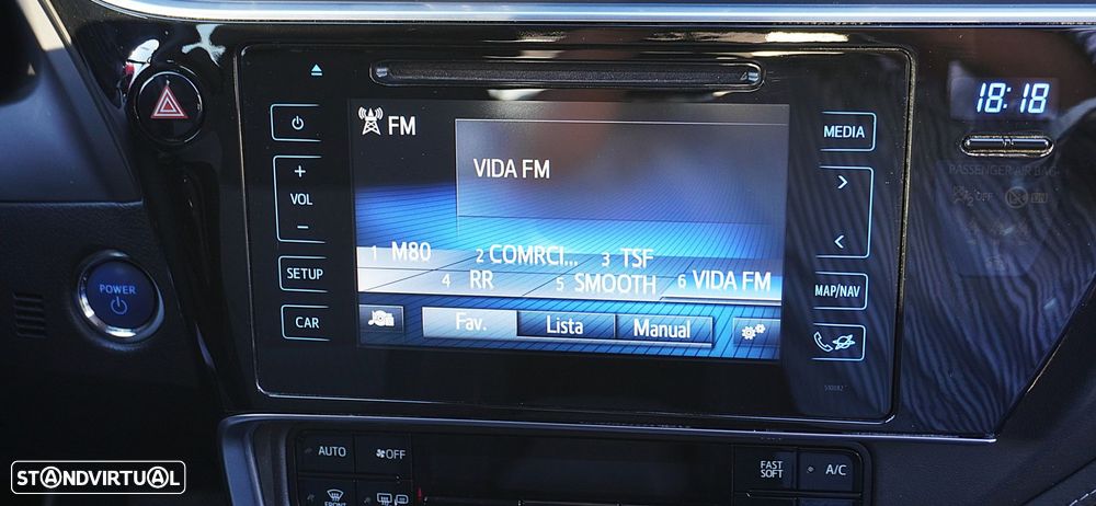 Toyota Auris 1.8 HSD Comfort +P.Techno+P.Sport - 35