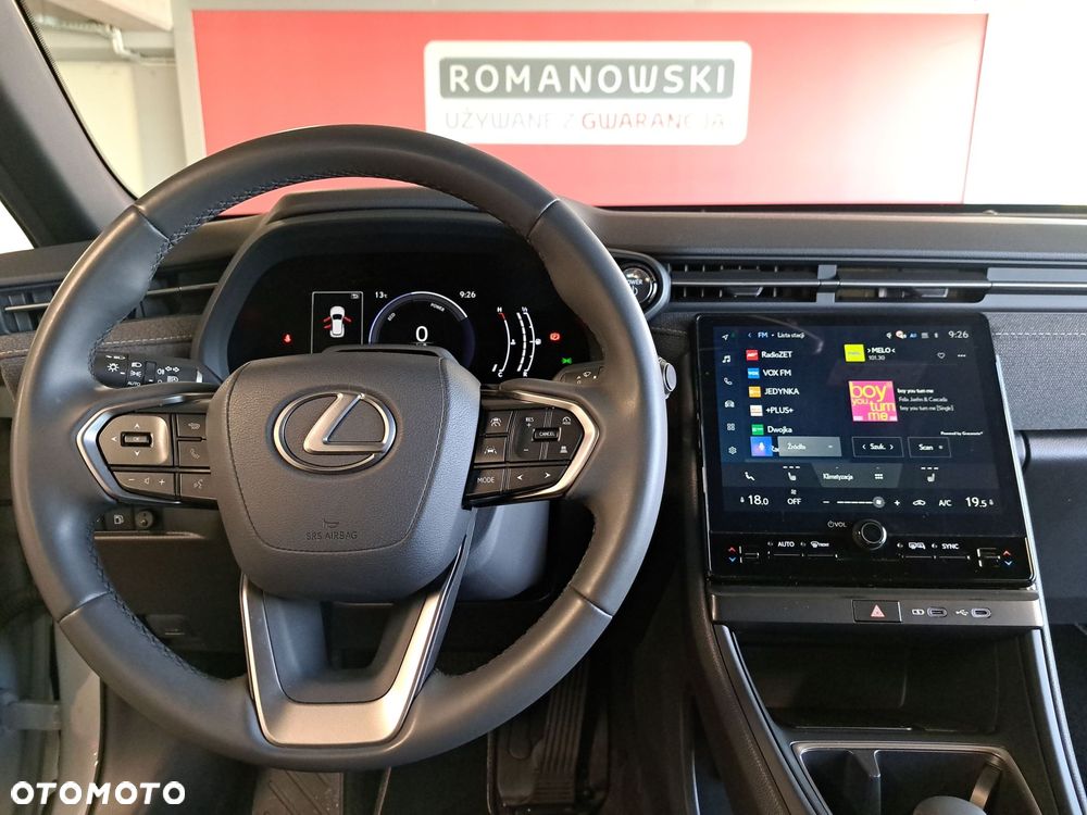 Lexus LBX 1.5 Hybrid - 19