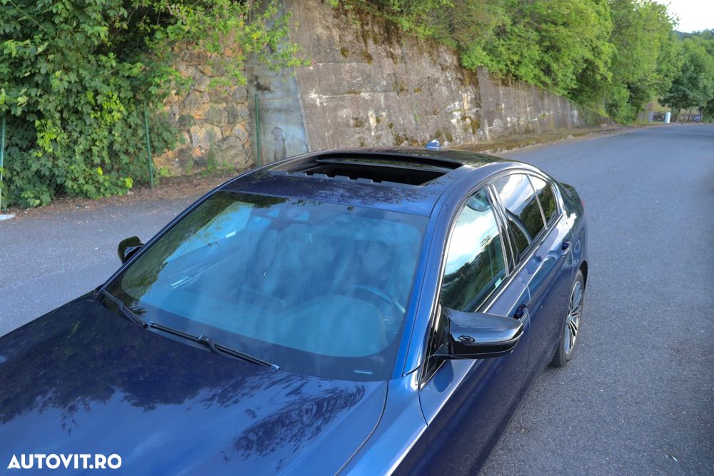 BMW Seria 5 520d xDrive AT - 11