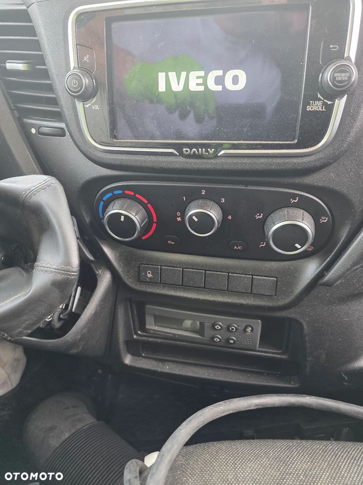 Iveco Daily 35C16 himatic 3,0 automat 160KM chłodnia winda - 13