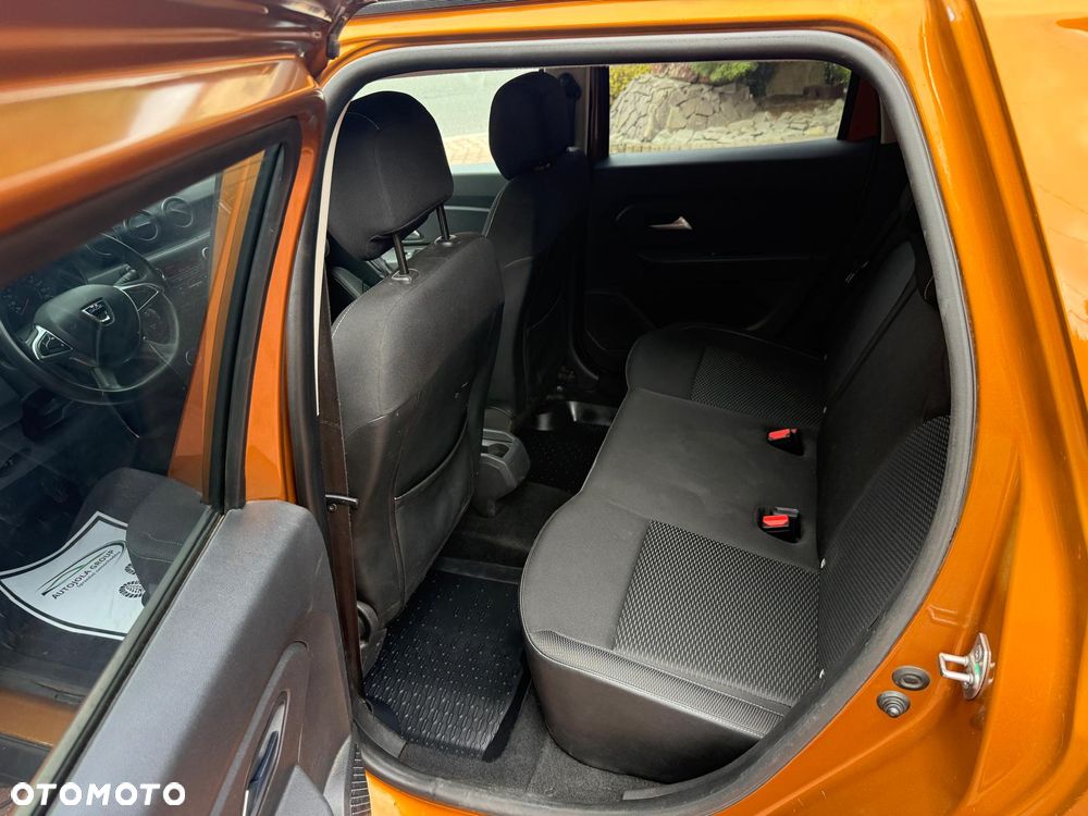 Dacia Duster 1.6 SCe Laureate S&S - 11