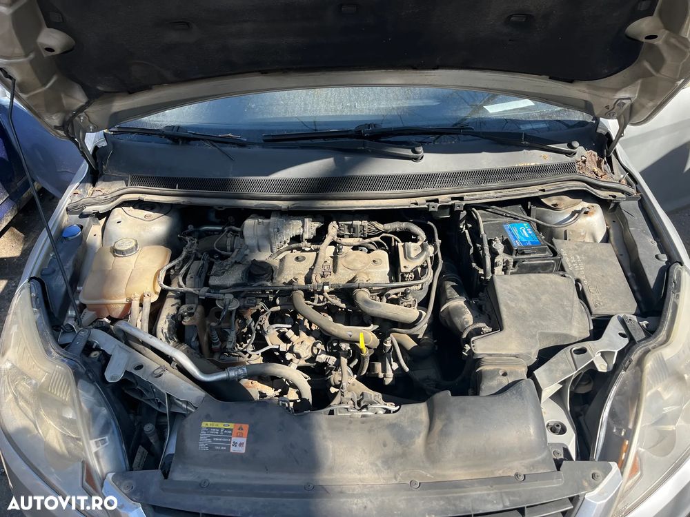 Dezmembrez Ford Focus II facelift 2009 1,8 TDCI gri argintiu sedan - 9