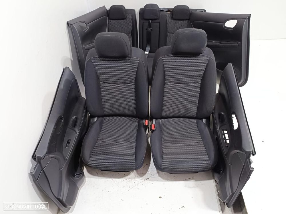 CONJUNTO COMPLETO DE BANCOS NISSAN PULSAR C13M - 1
