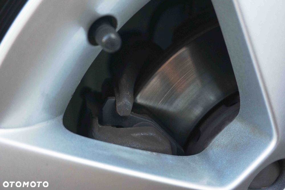 Skoda RAPID Spb 1.0 TSI Ambition - 26