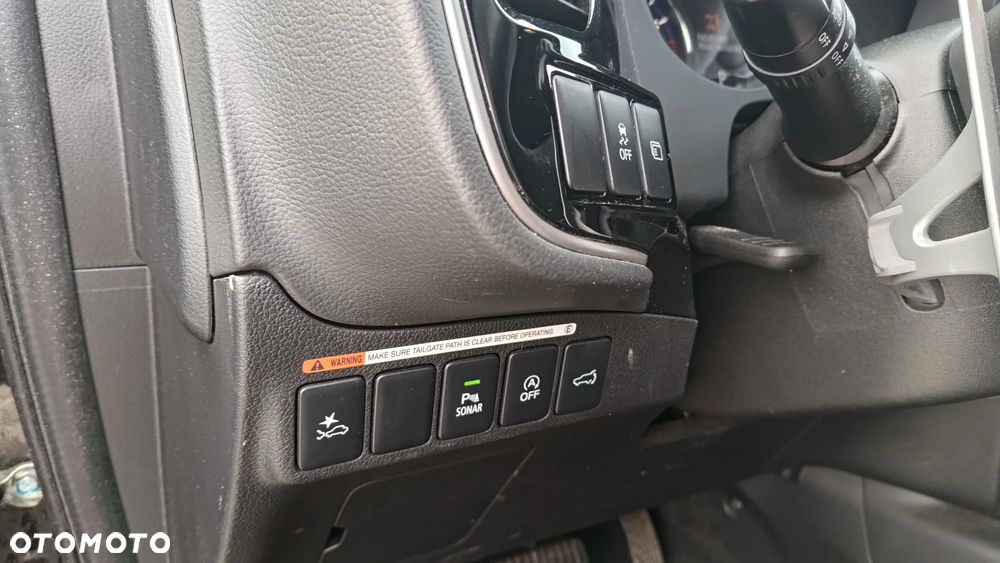 Mitsubishi Outlander 2.0 4WD CVT Active+ - 14