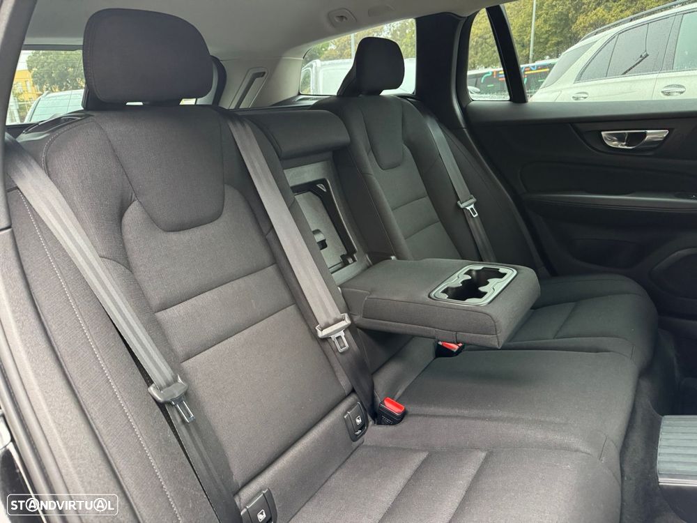 Volvo V60 2.0 T6 AWD TE Inscription Expression - 22