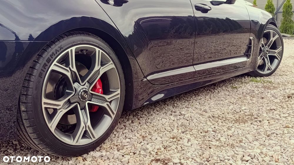 Kia Stinger 3.3 T-GDI AWD GT - 23