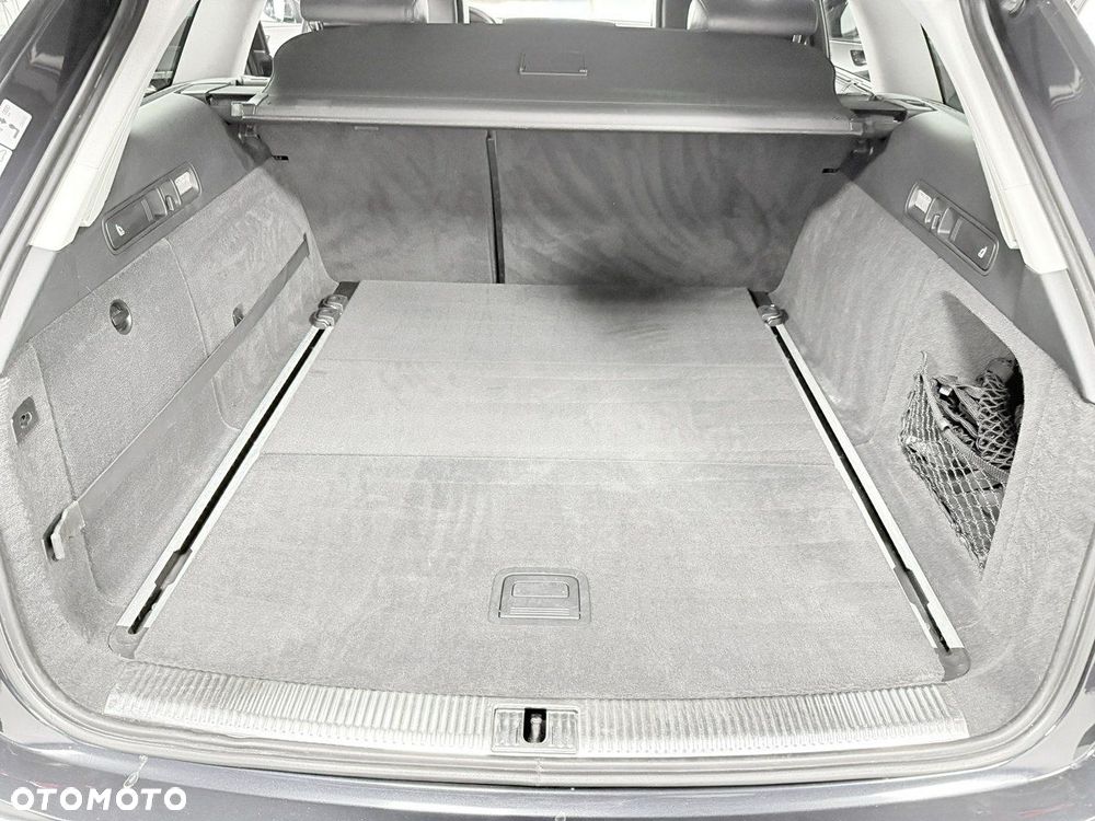 Audi A6 Avant 2.0 TDI Ultra S tronic - 35