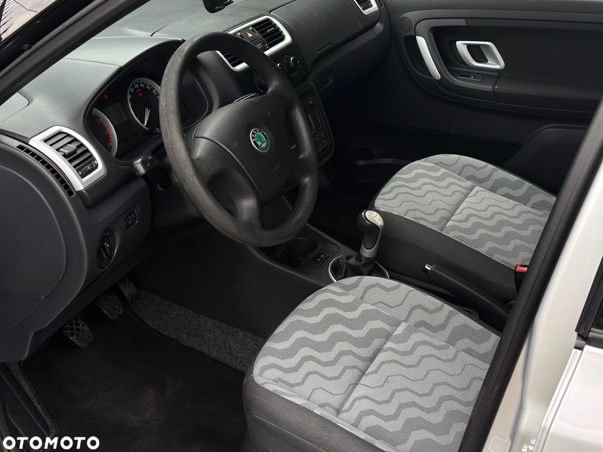 Skoda Fabia - 10