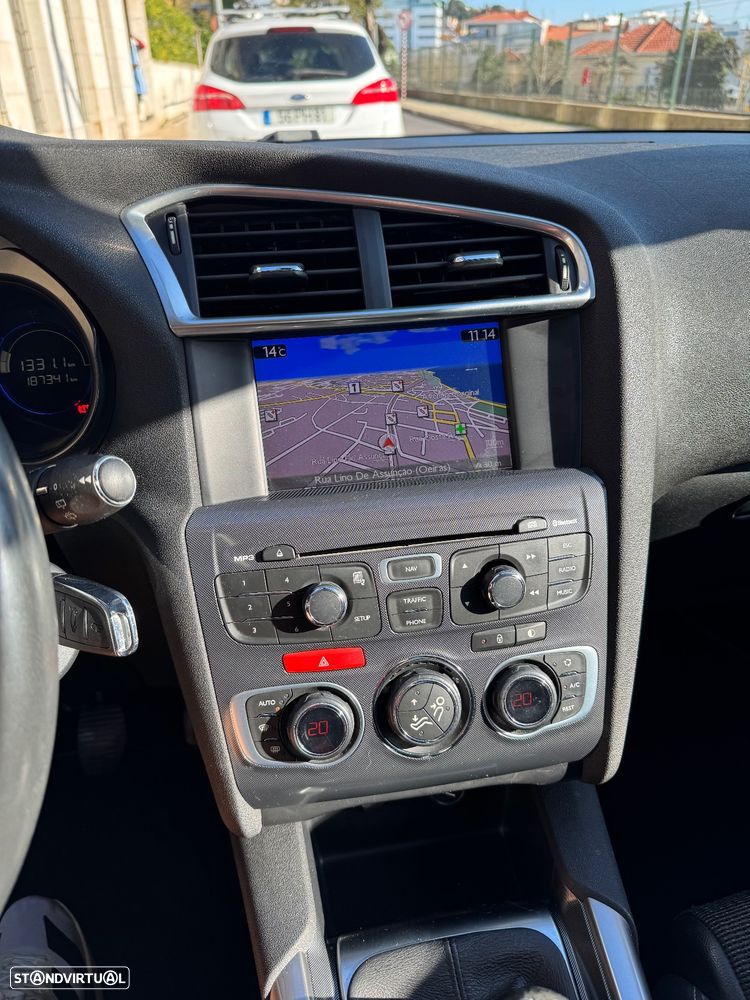 Citroën C4 2.0 HDi Exclusive J17 - 4