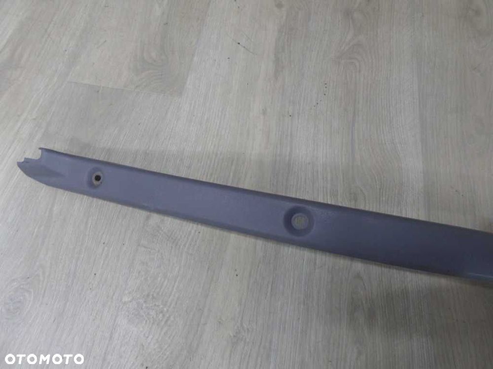 ISUZU NPR NQR NKR LISTWA OSLONA NAKLADKA PROGU LEWA 04-07 - 3