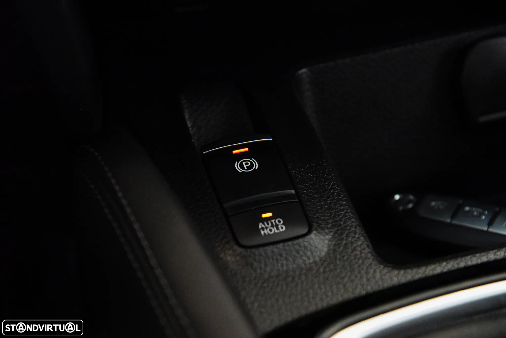 Nissan Qashqai 1.3 DIG-T N-Connecta - 19