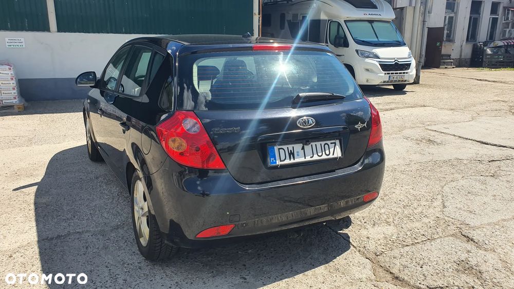 Kia Ceed 1.6 Crdi Comfort - 14