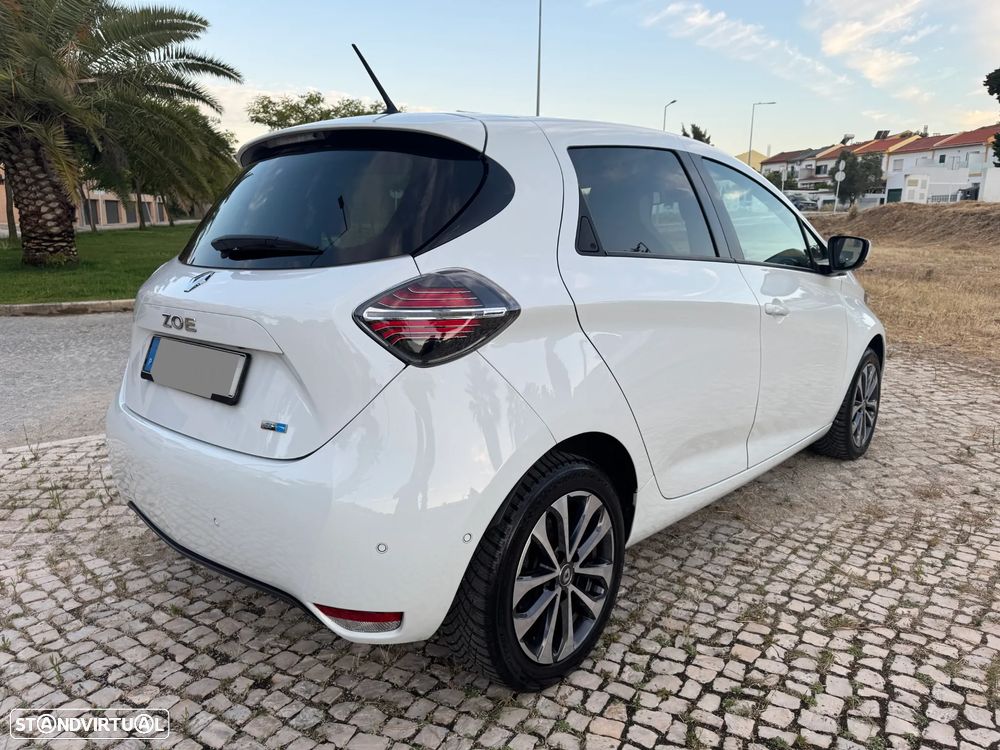 Renault Zoe (c/ Bateria) EV50 135hp Iconic - 18
