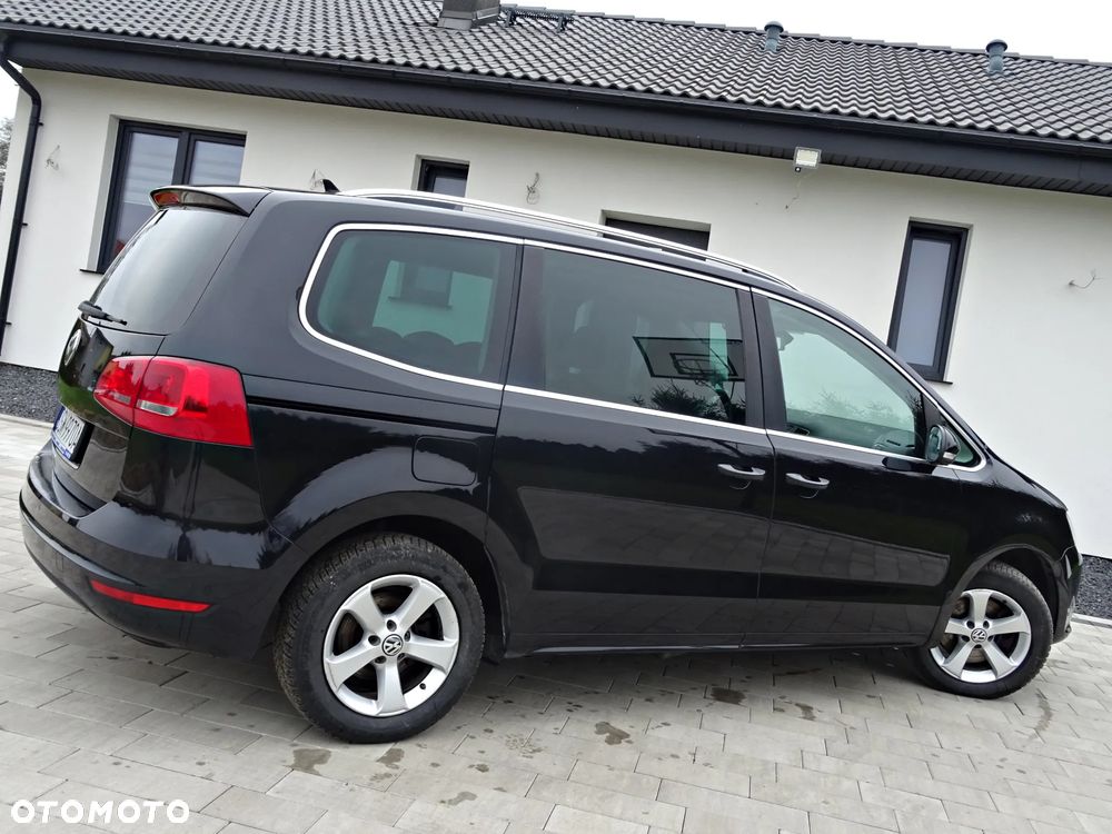 Volkswagen Sharan 2.0 TDI Blue Motion Highline - 22