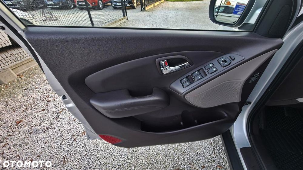 Hyundai ix35 - 22