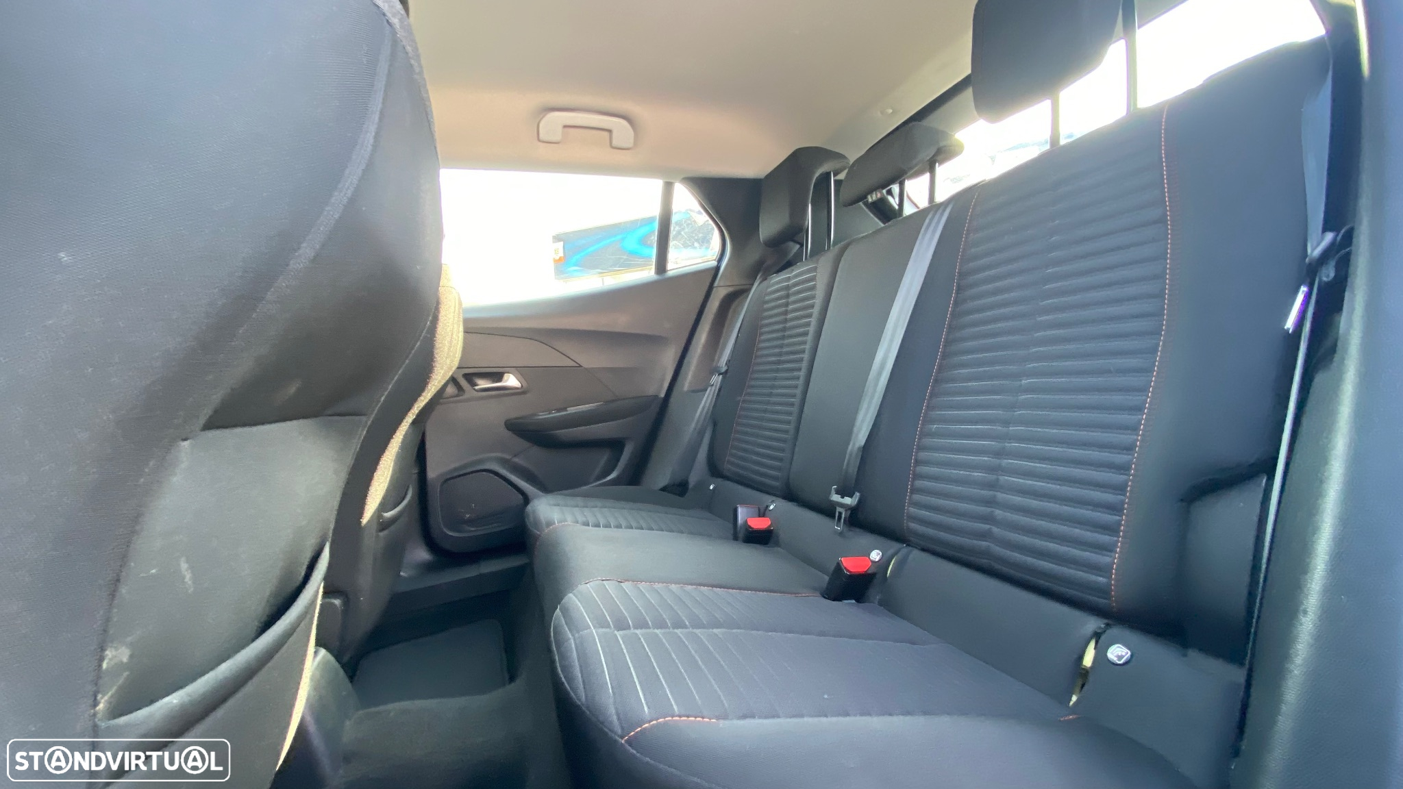 Peugeot 2008 1.2 PureTech Active - 23