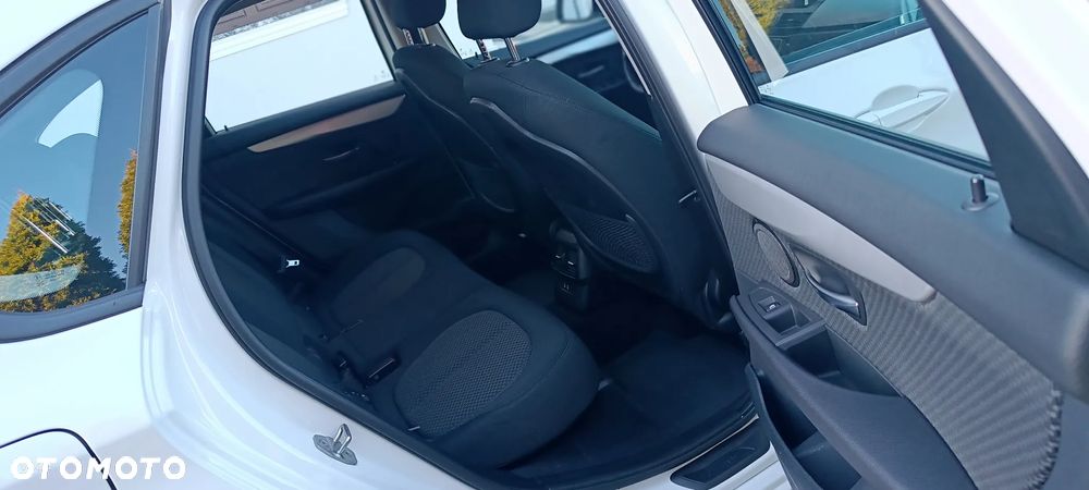 BMW Seria 2 216i GPF Advantage - 24