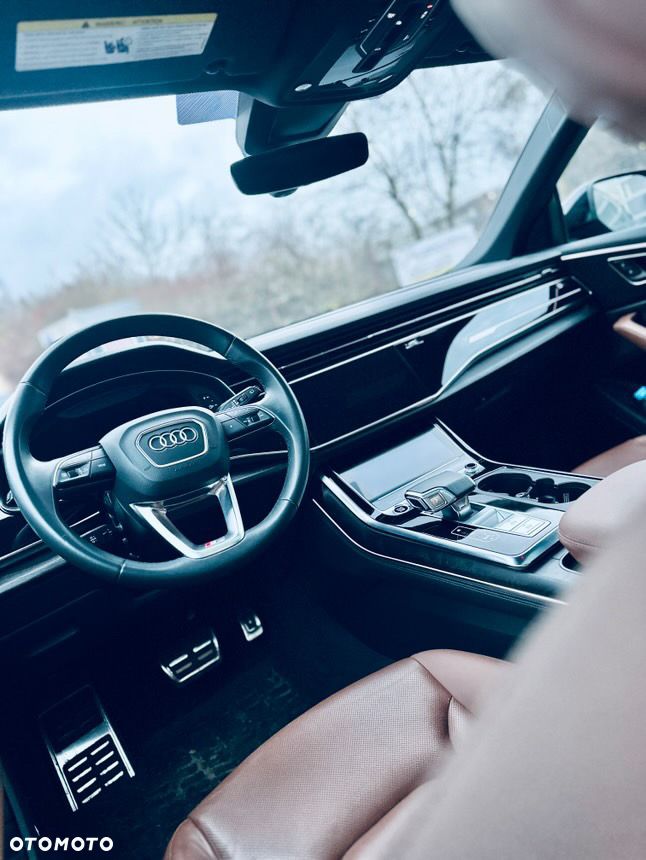 Audi Q8 55 TFSI mHEV Quattro Tiptronic - 6