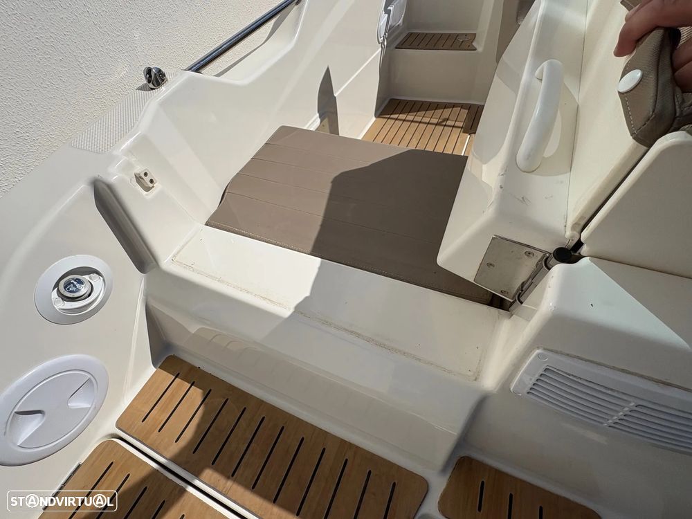 Quicksilver Activ 605 Sundeck - 20