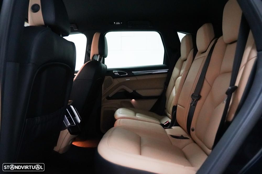 Porsche Cayenne Tiptronic - 6
