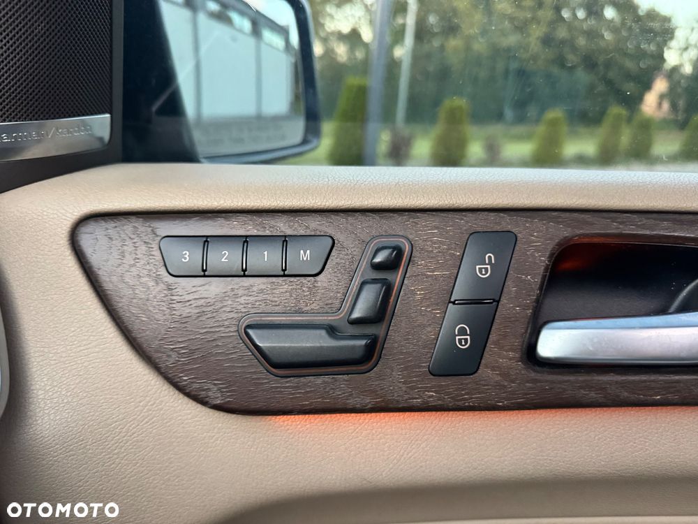 Mercedes-Benz ML 350 BlueTEC 4-Matic - 34