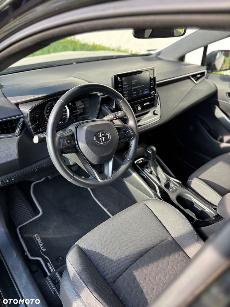 Toyota Corolla 1.8 Hybrid Comfort - 31