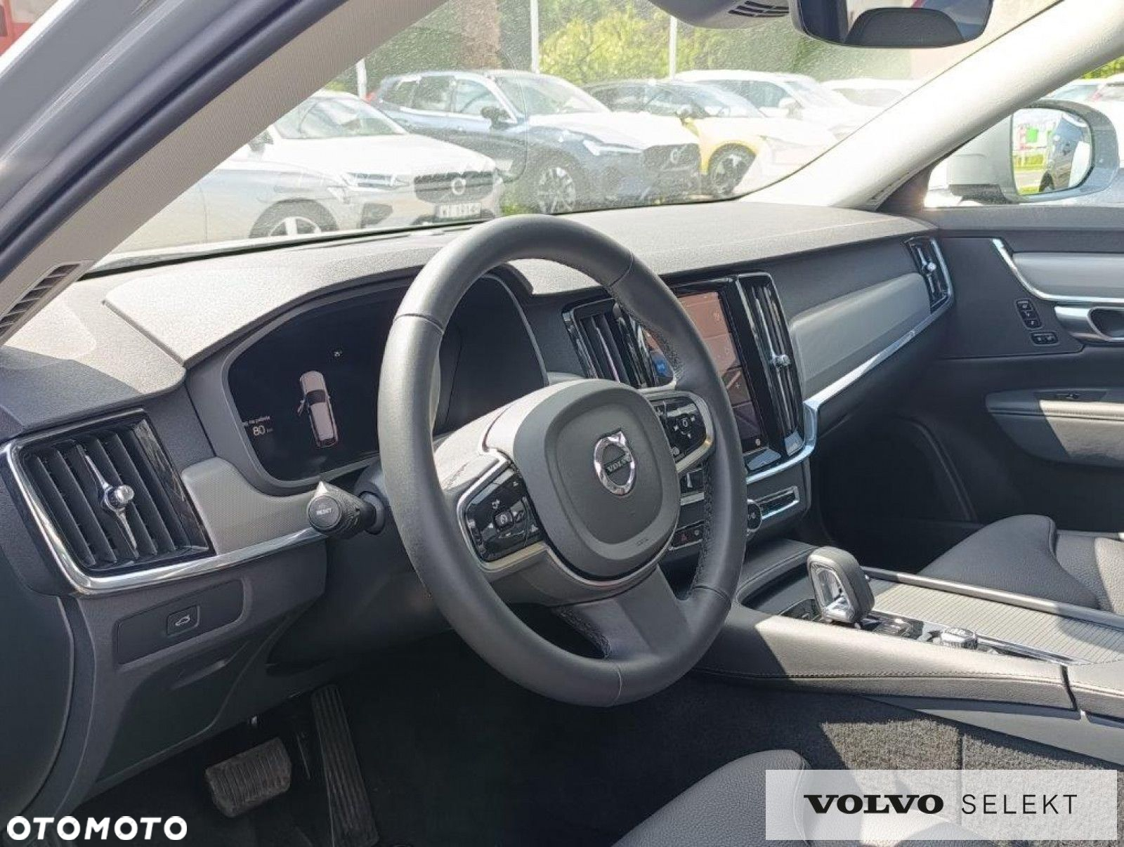 Volvo V90 Cross Country - 17