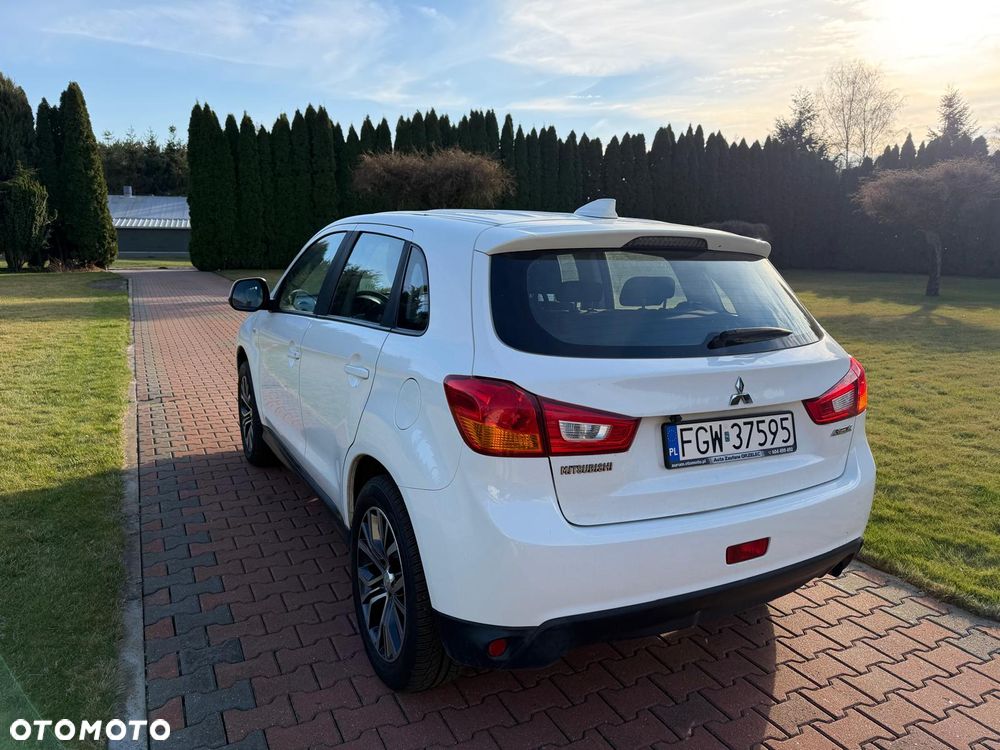 Mitsubishi ASX 1.6 Intense Plus Navi Blue Edition - 15