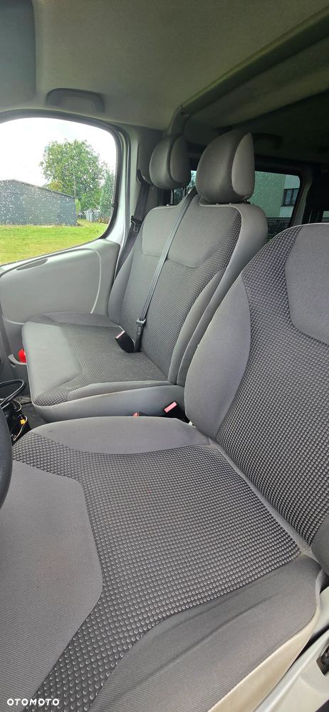 Opel Vivaro - 11