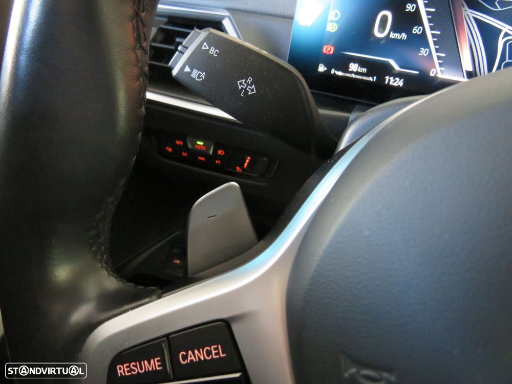 BMW 320 d Pack M Auto - 27