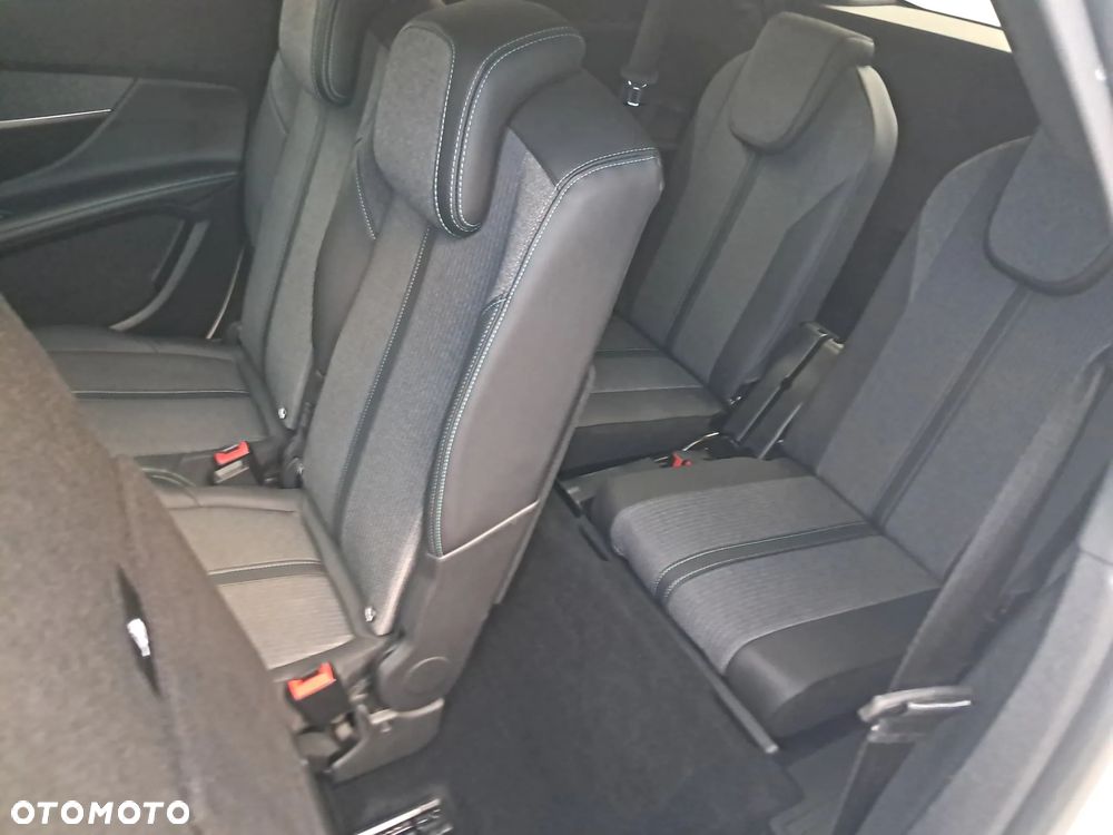 Peugeot 5008 BlueHDi 130 EAT8 GT - 17