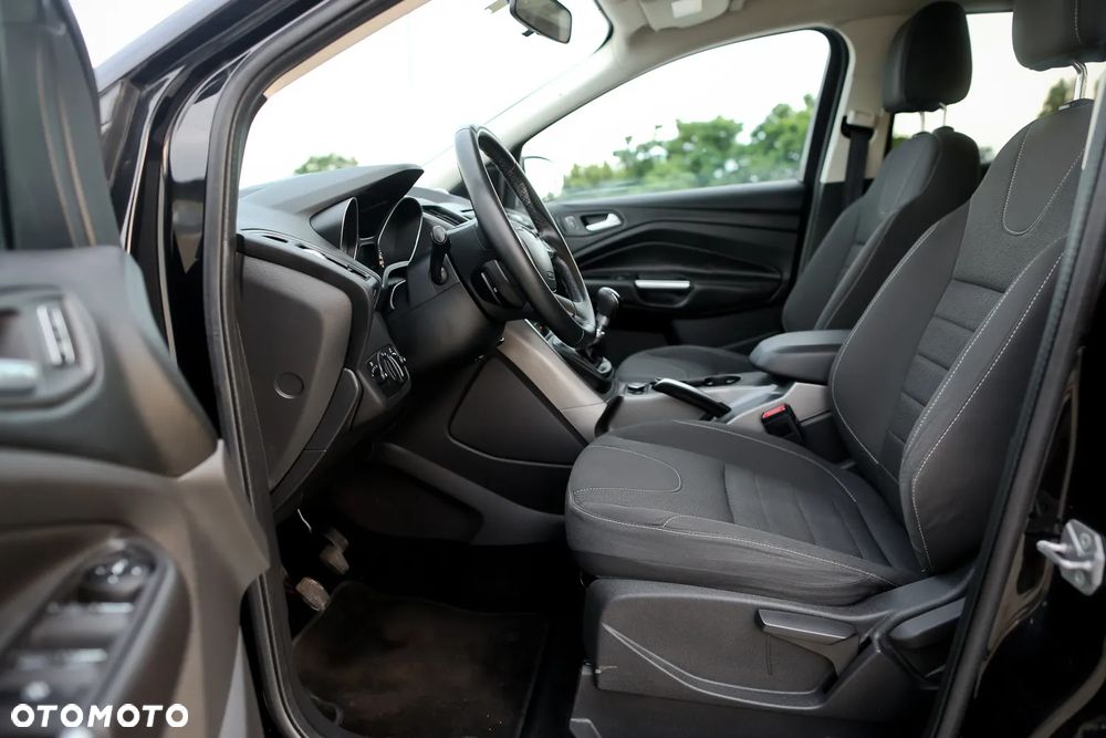 Ford Kuga 2.0 TDCi 2x4 SYNC - 19