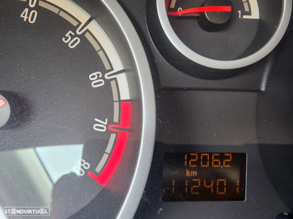 Opel Corsa - 15