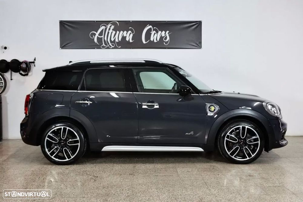 MINI Countryman Cooper SE ALL4 Auto - 7
