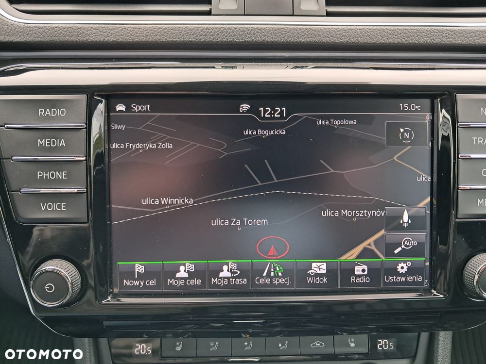 Skoda Superb 2.0 TDI L&K DSG - 17