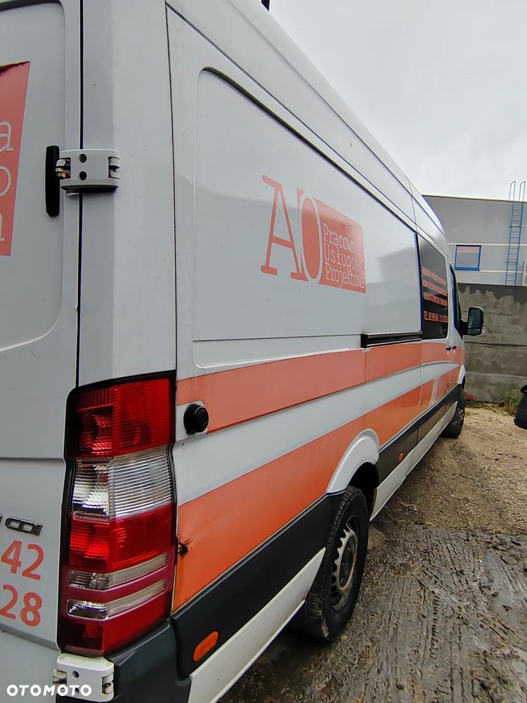 Mercedes-Benz SPRINTER - 4