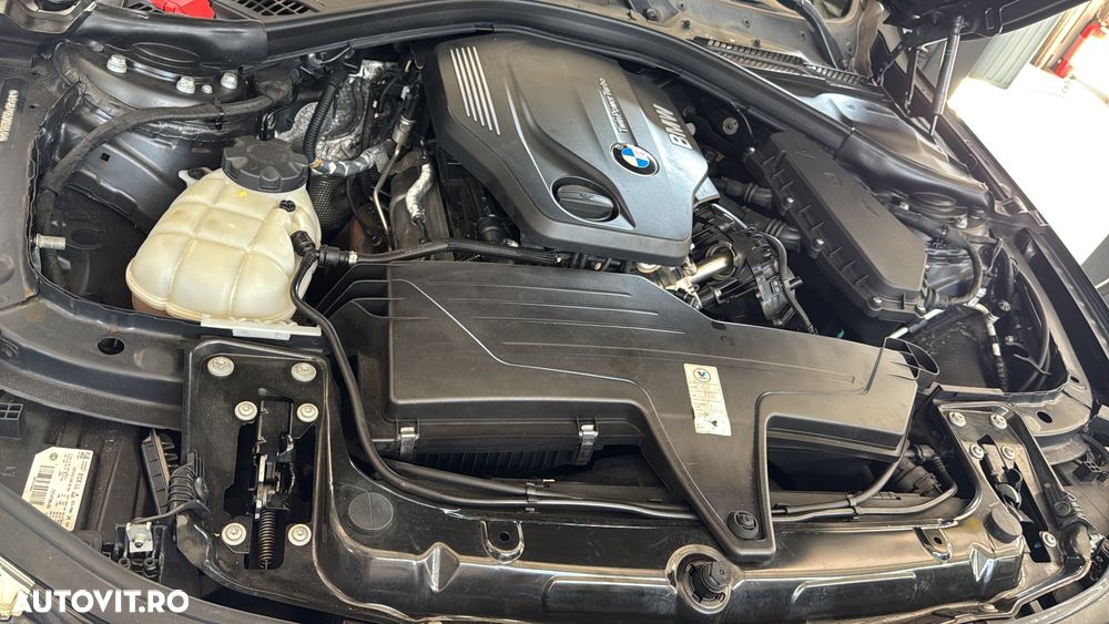 BMW Seria 3 320d AT MHEV - 17