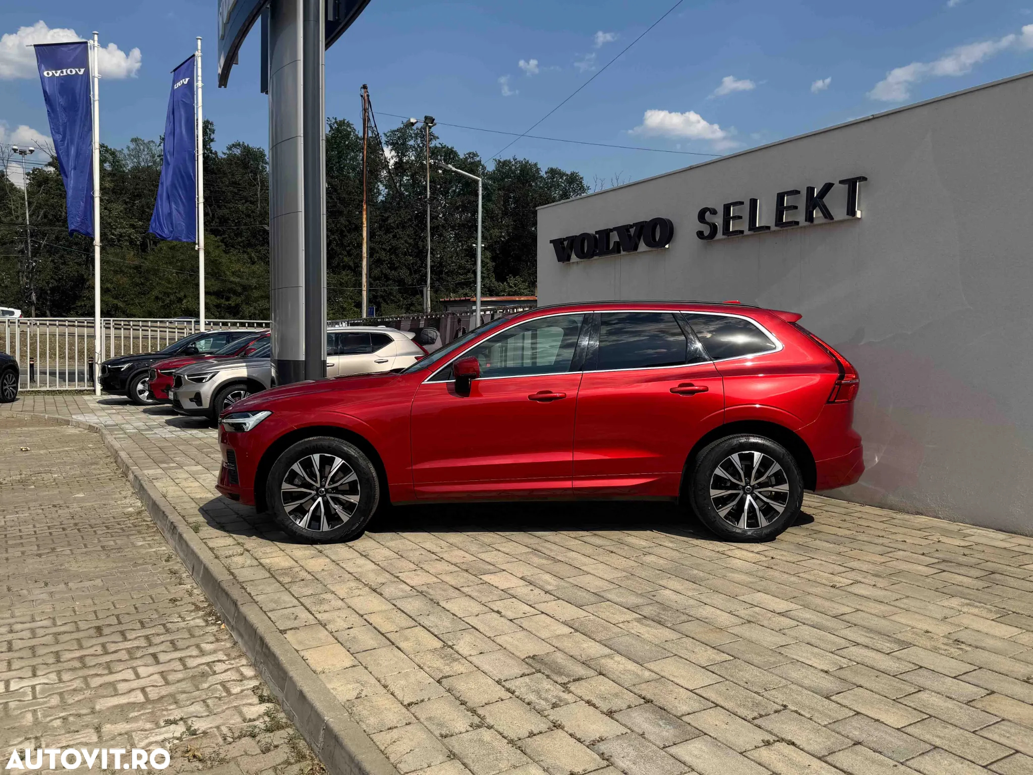 Volvo XC 60 B4 MHEV AT AWD Core - 3