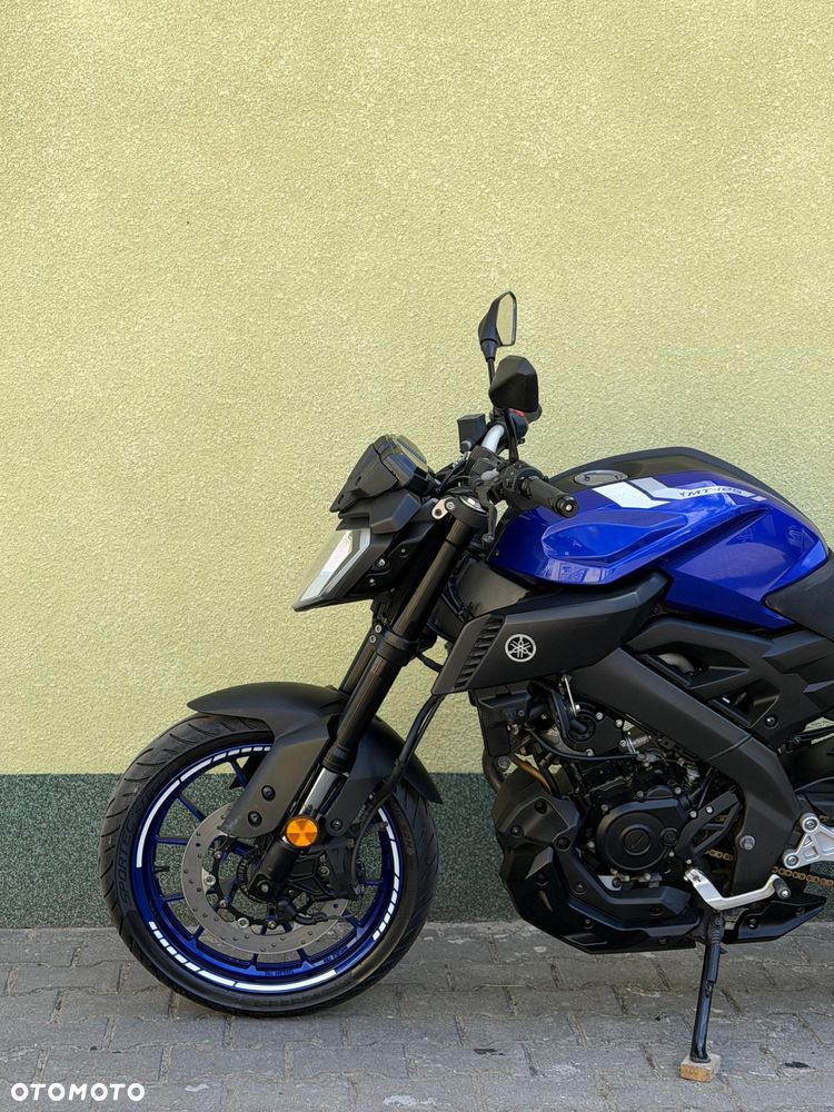 Yamaha MT - 24