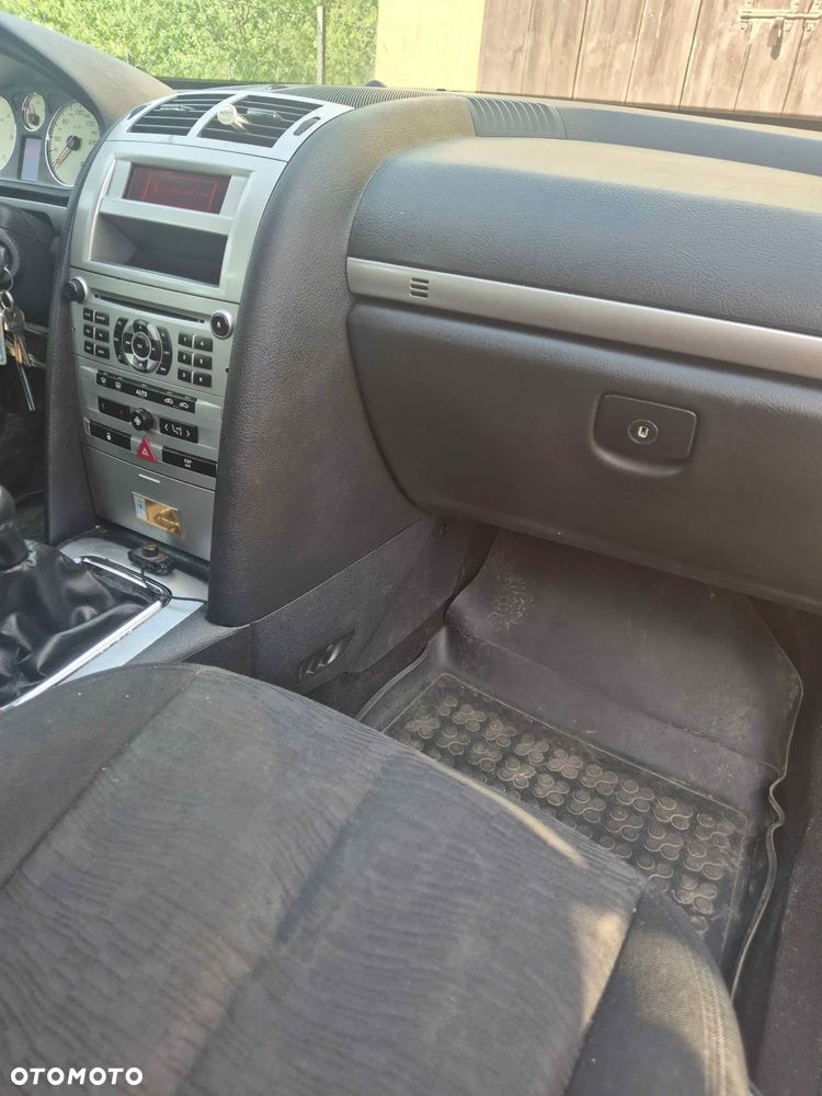 Peugeot 407 1.6 HDi Presence - 12